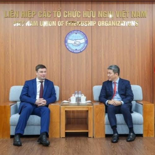 Tăng Cường Hợp Tác Giáo Dục, Thúc Y Tình Hữu Nghị Việt Nam – LB Nga